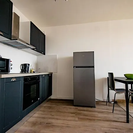 Joli T2 Lumineux Avec Balcon Et Wifi - Proche Cv Appartement Aix-en-Provence Buitenkant foto
